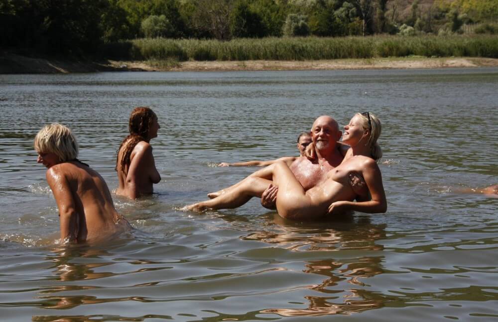 Naturist Family Event # 25 Nudism naturism club
