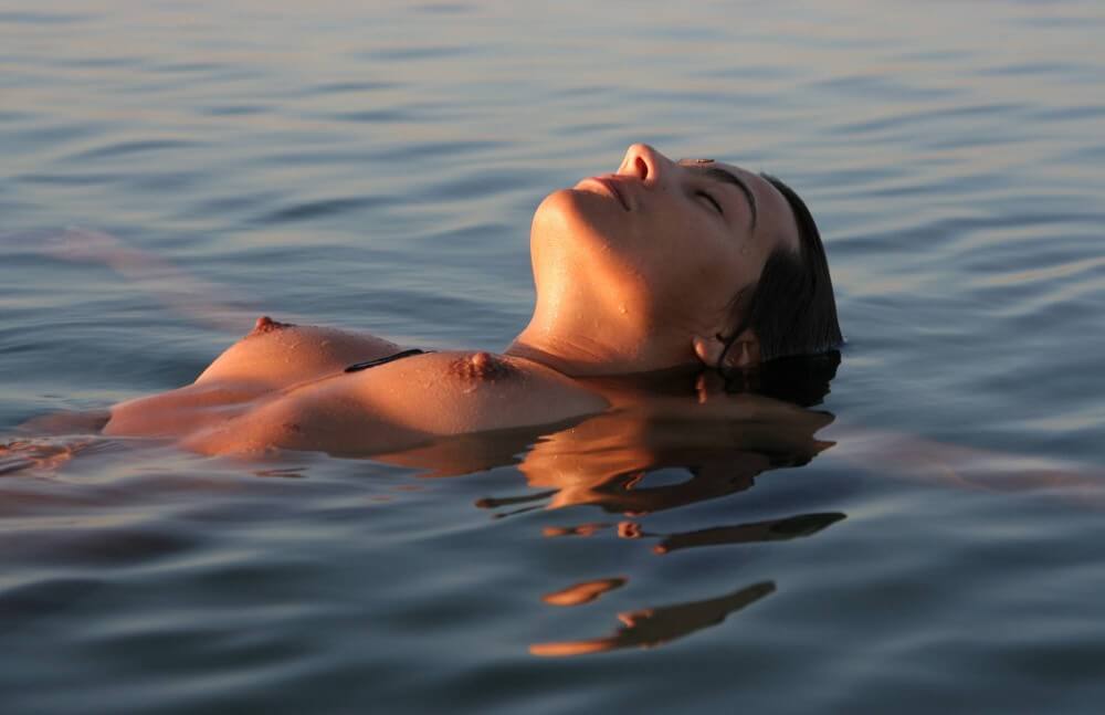 Sunlight Water to the Night pics Nudism naturism club