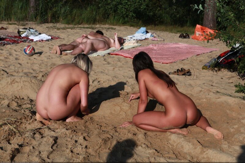 Creekside activity Big Photo gallery Nudism naturism club