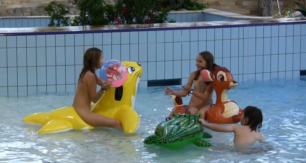 Aqua Extravaganza 1 Full HD Nudism naturism club