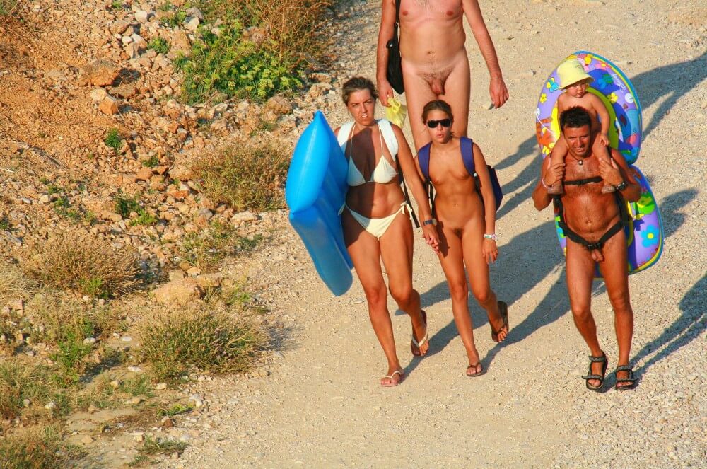 Ula FKK Beach Entry Hills pics Nudism naturism club