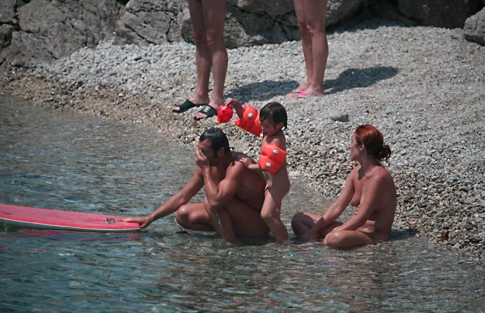 Beach Nudist Family Shore Camp pics Nudism naturism club