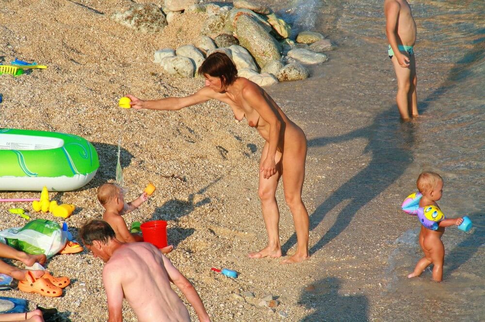 Ula Naturists Beach photo gallery Nudism naturism club
