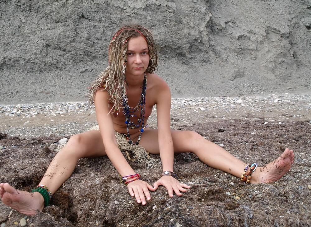 Naturists Rocky Stream Pixie Girls photos Nudism naturism club