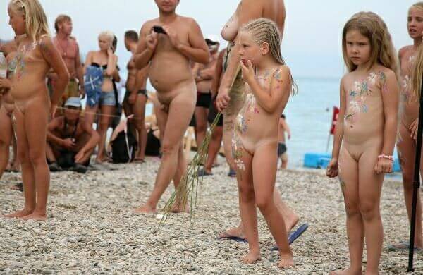 Nudism photo gallery # 1 Nudism naturism club