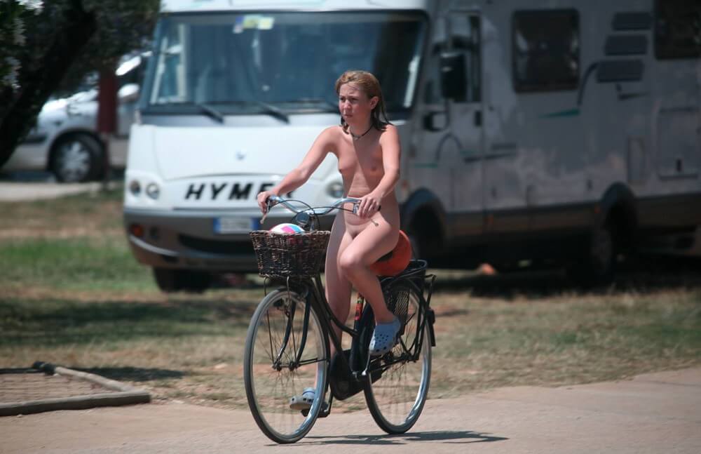 Leaving the Outdoor Site pics Nudism naturism club