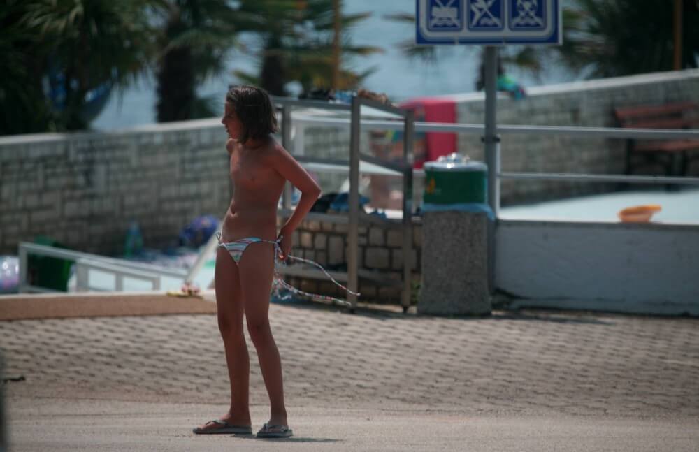 Naturist Pool Walkaround pics Nudism naturism club