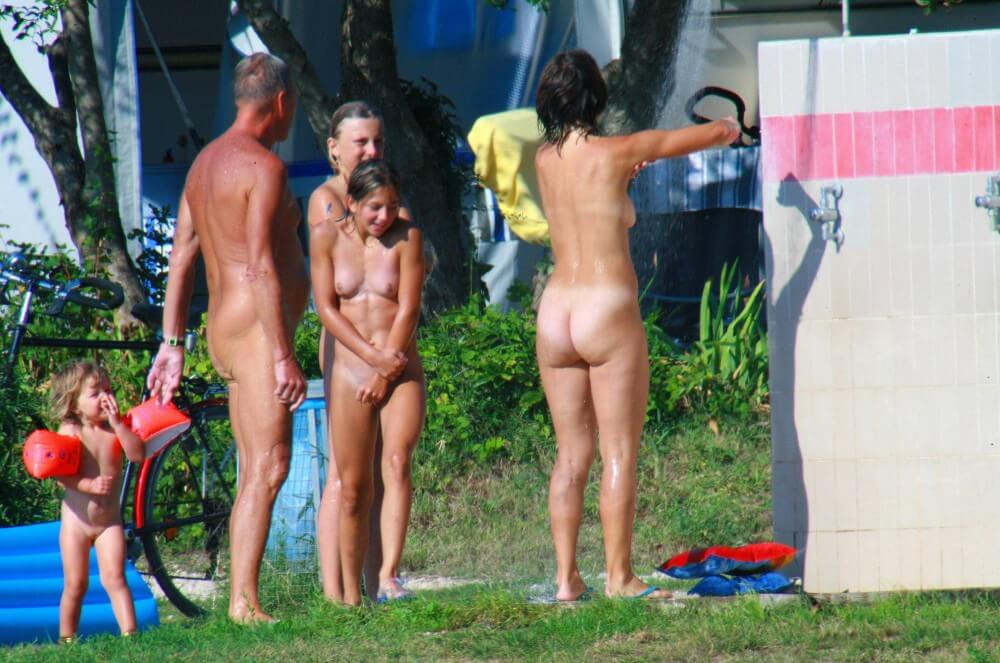 Ula FKK Water Toy pics Nudism naturism club