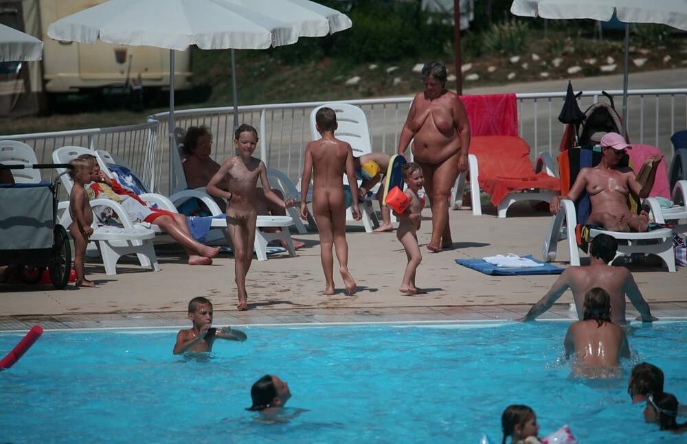 Naturist Afternoon Pool Games pics Nudism naturism club