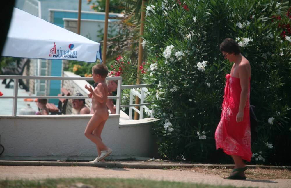 Naturist Pool Walkaround pics Nudism naturism club