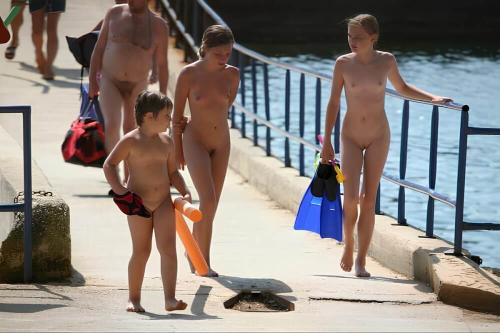 Naturism photo gallery # 11 Nudism naturism club