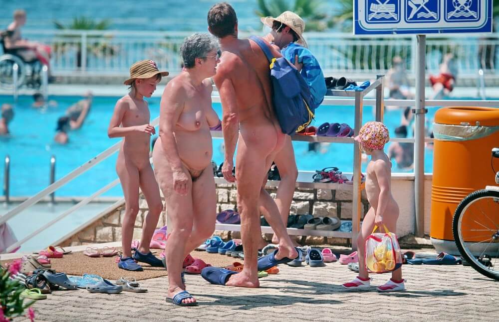 Family Poolside Grouping pics Nudism naturism club