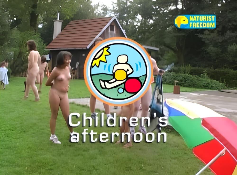 Naturist freedom: Childrens Afternoon Nudism naturism club