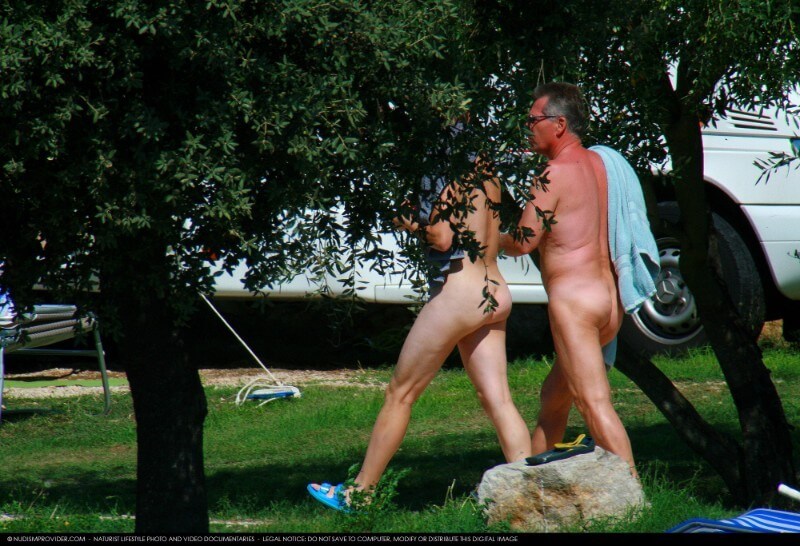 A Quick Swim In The Lake-Avilia Big gallery Nudism naturism club