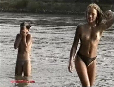 Naturistin: Dirty Girls Nudism naturism club